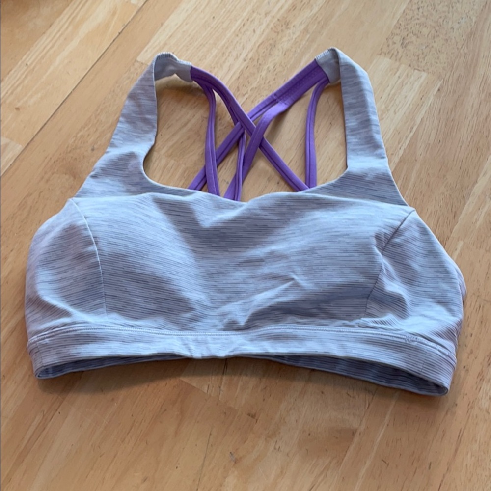 Lululemon Size 6 Sports Bra